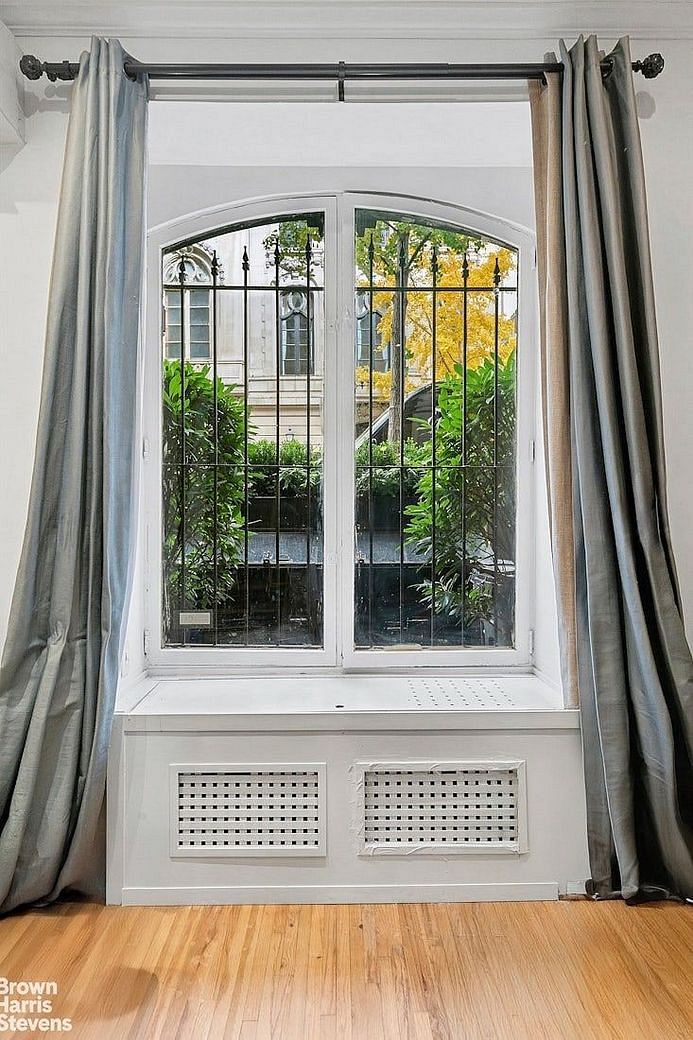 18 East 63rd Street #1