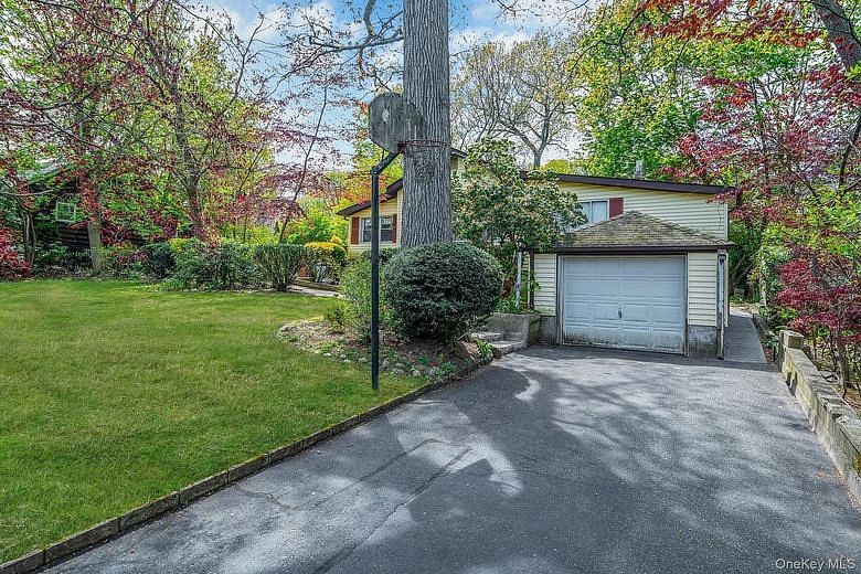 18 Houghton Boulevard