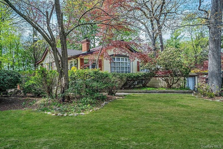 18 Houghton Boulevard