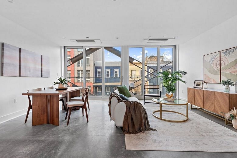 18 Melrose Street #2