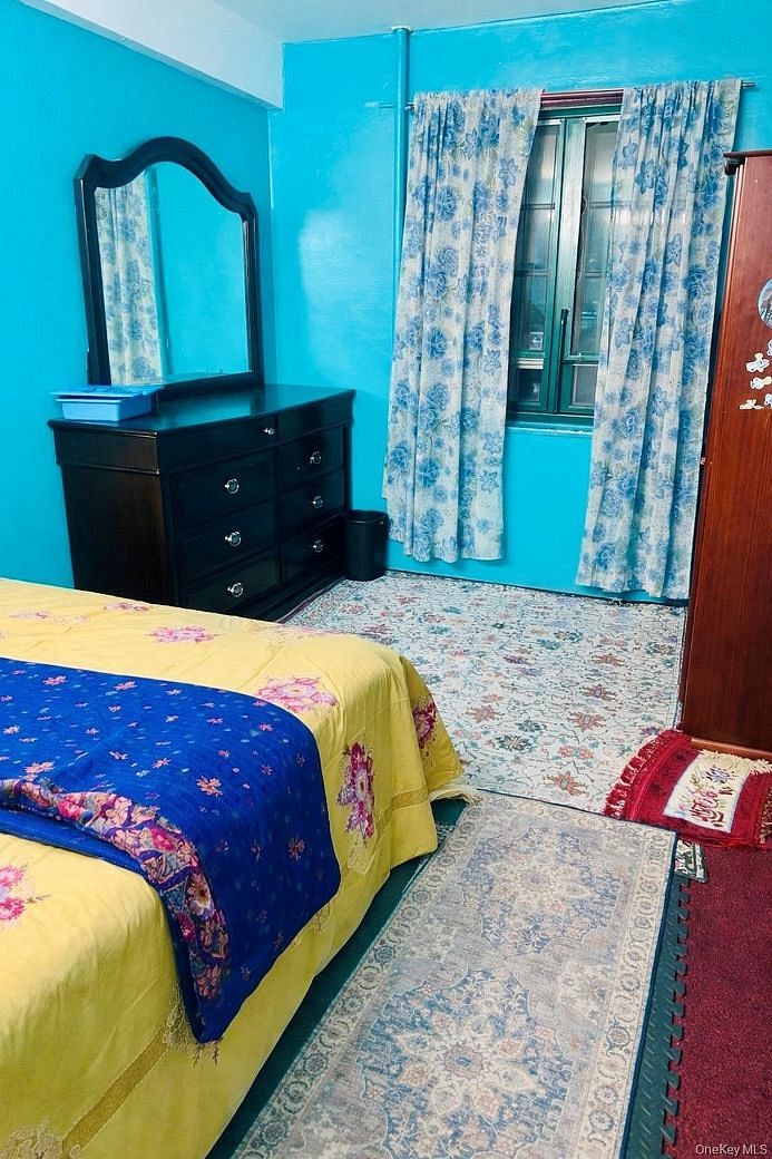 18 Metropolitan Oval #3C