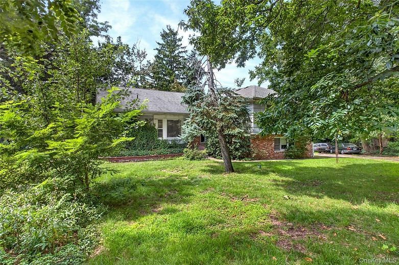 18 Pinewood Road
