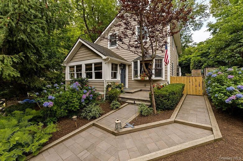 18 Walnut Avenue