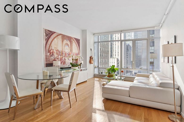 18 West 48th Street #10E