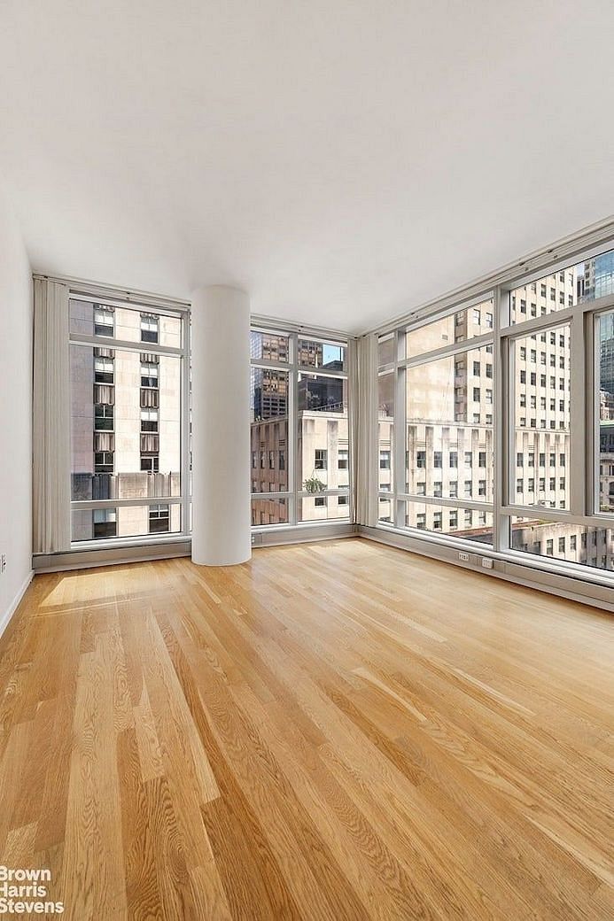 18 West 48th Street #11B