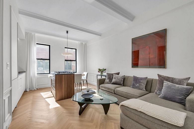 18 West 70th Street #9