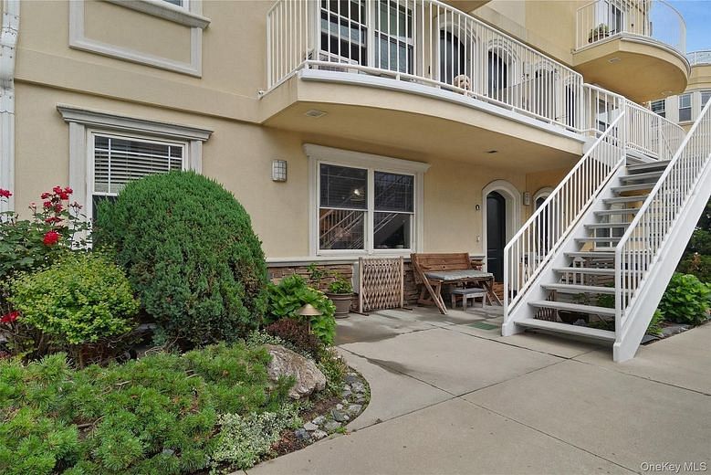 180 Beach 101 St #3A