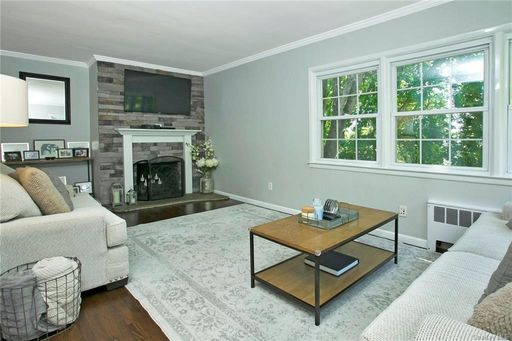 Image 1 of 31 for 180 Manchester Drive in Westchester, Mount Kisco, NY, 10549