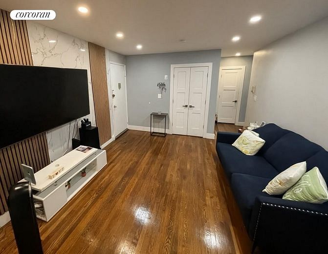 180 Van Cortlandt Park South #5J
