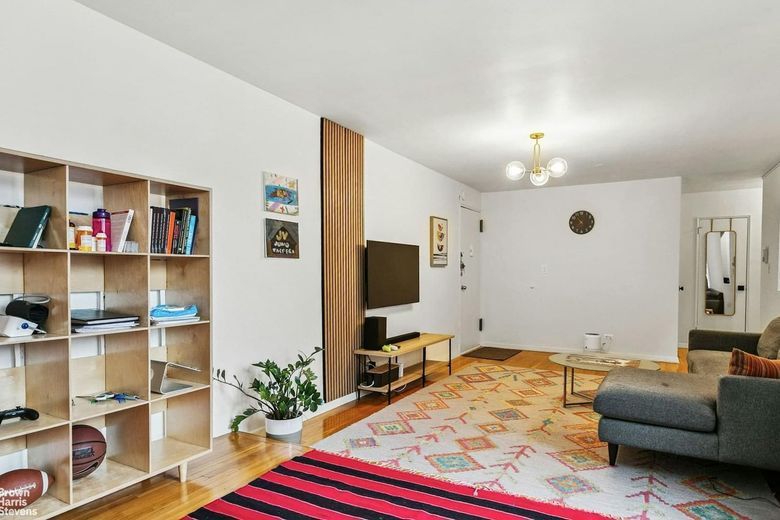 180 Van Cortlandt Park South #6J