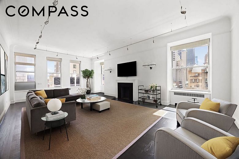 180 West 58th Street #11A