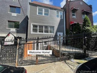 Image 1 of 14 for 1802 Palisade Place in Bronx, NY, 10453