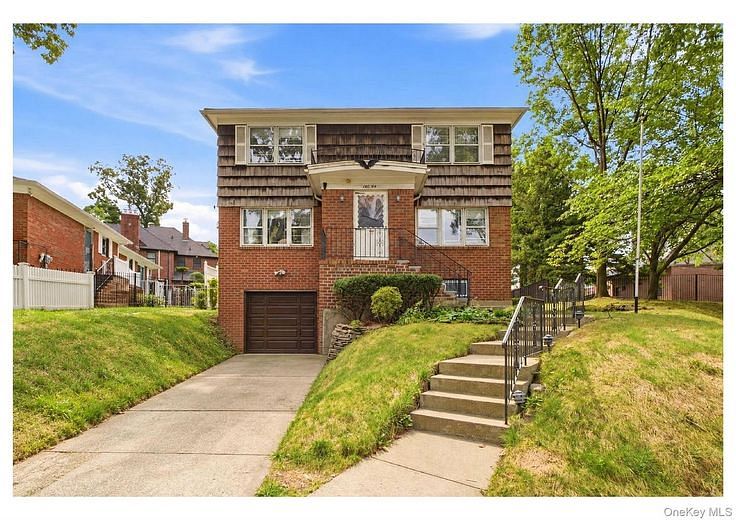 18044 Grand Central Parkway