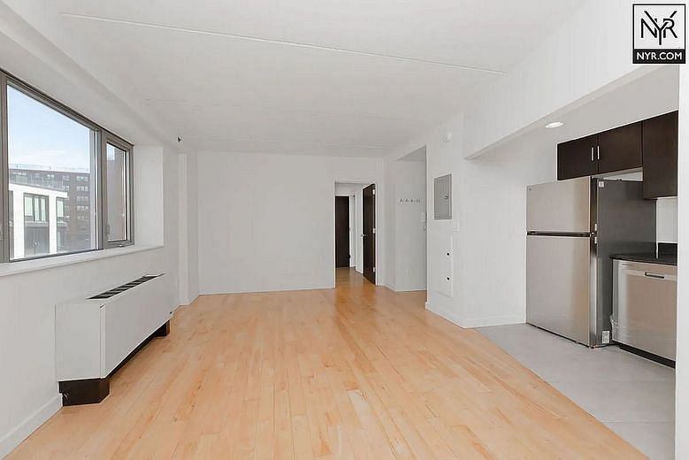 1810 3rd Avenue #B8B