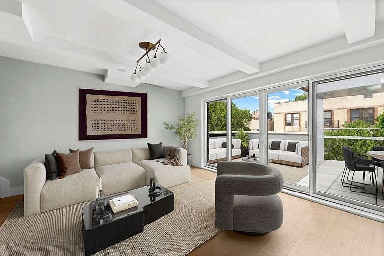 1811 Menahan Street #4