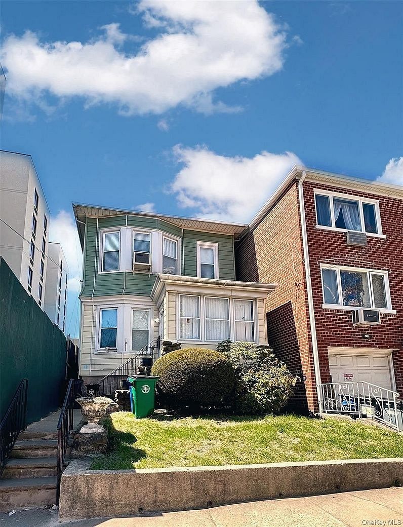 1811 Parkview Avenue