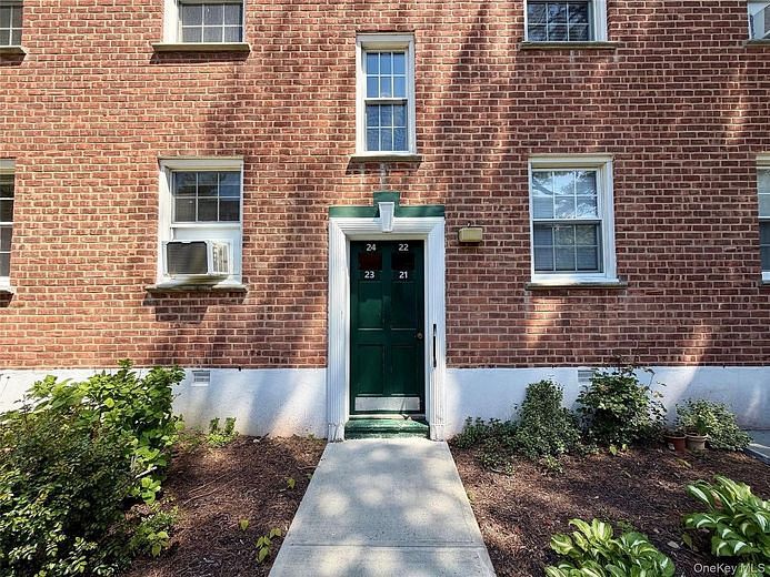 182 Pinewood Road #24