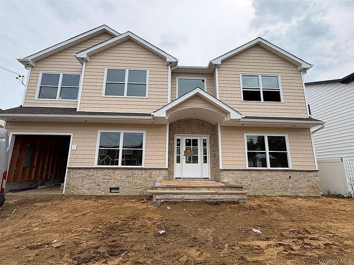 1837 Dogwood Lane
