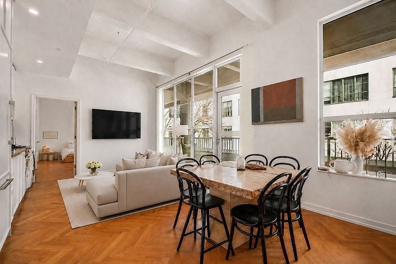 184 Kent Avenue #506B