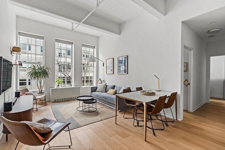 184 Kent Avenue #D319