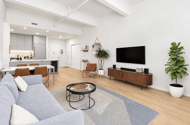 184 Kent Avenue #D319