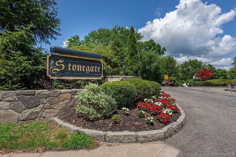 1840 Crompond Road #7B8