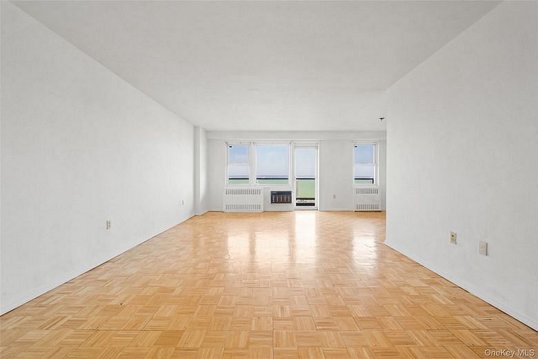 1841 Central Park Avenue #18P