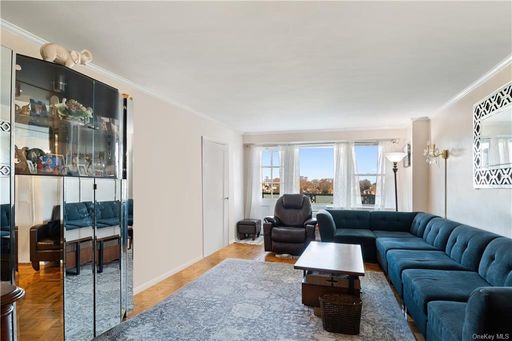 Image 1 of 14 for 1841 Central Park Avenue #5M in Westchester, Yonkers, NY, 10710