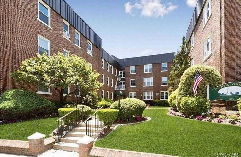 185 Atlantic Avenue #B8