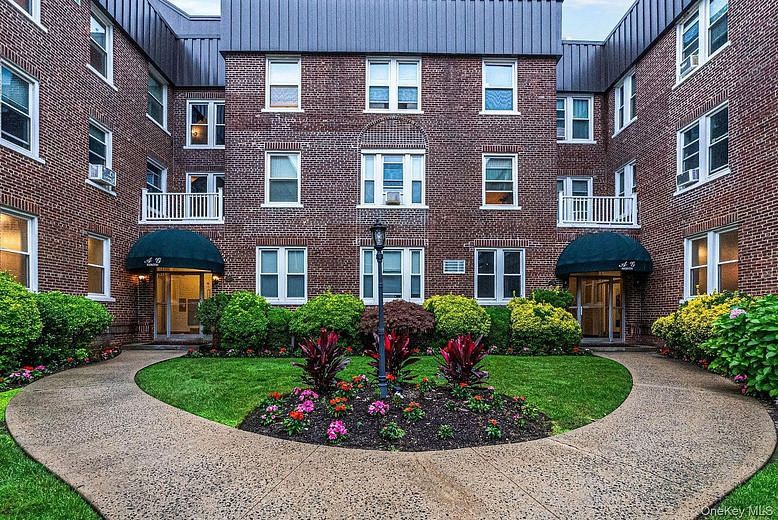 185 Atlantic Avenue #C11