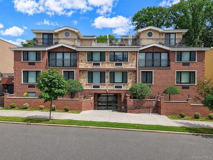 185 Battery Avenue #2A