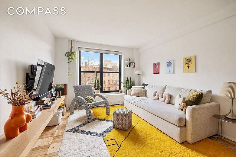 185 Clinton Avenue #4H