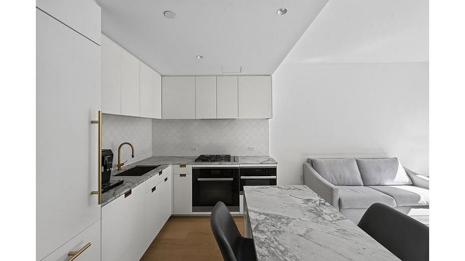 185 Grand Street #4C
