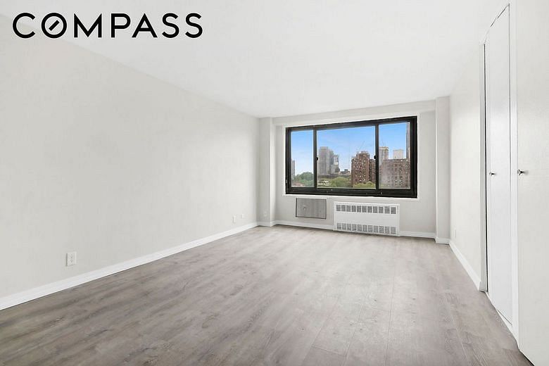 185 Hall Street #1009
