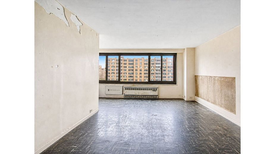 185 Hall Street #701