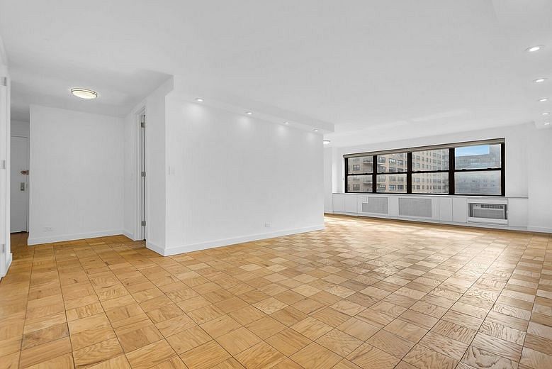185 West End Avenue #25L