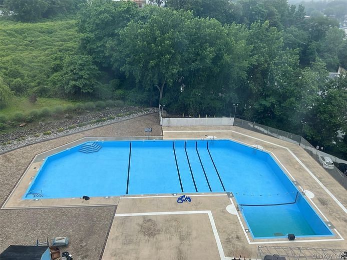 1853 Central Park Avenue #10C