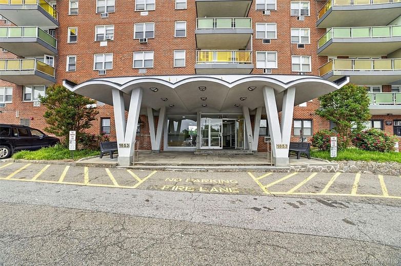 1853 Central Park Avenue #7M