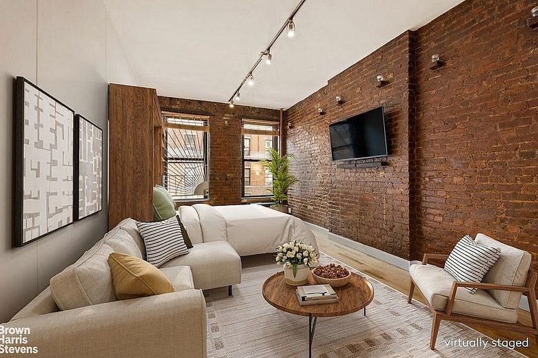 186 East 2nd Street #5