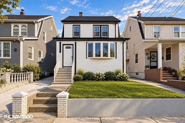 187-12 Mangin Ave