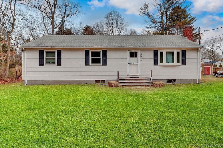 187 Hot Water Street