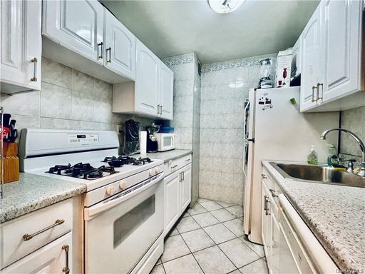 Image 1 of 17 for 1874 Pelham Parkway S #6E in Bronx, NY, 10461