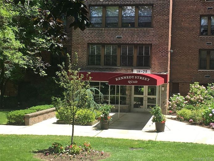 1875 Corporal Kennedy Street #L1