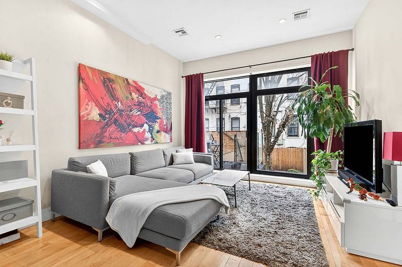 188 15th Street #101