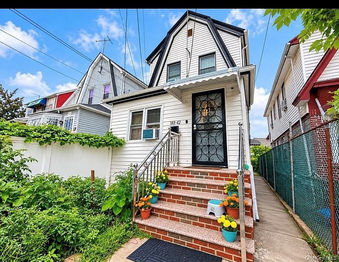 188-42 Woodhull Avenue