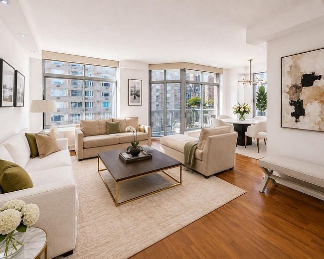 188 East 64th Street #402