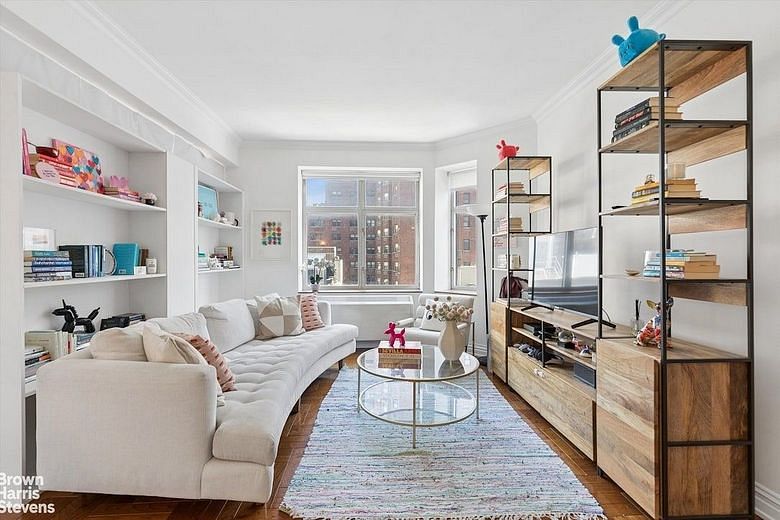 188 East 76th Street #7C