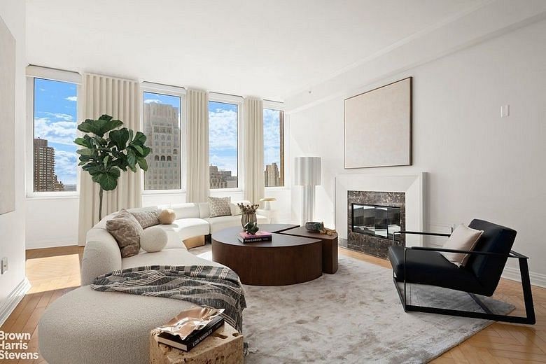 188 East 78th Street #30B
