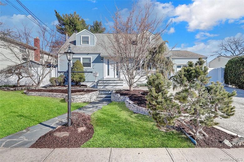 188 N Kentucky Avenue