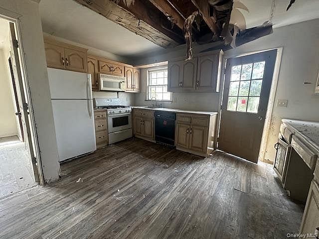 188 W Woodland Drive